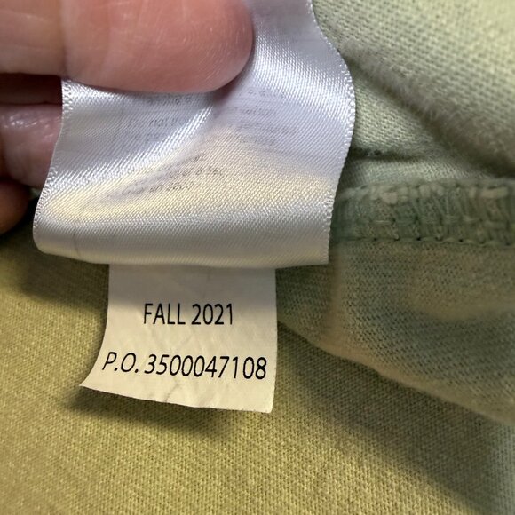 Carhartt Loose Fit Long Sleeve Shirt Women’s Medium Green Logo EUC - Picture 7 of 10